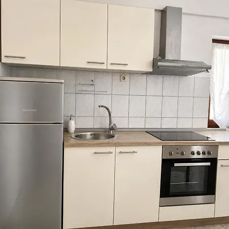 Fortuna Apartmán Biograd Na Moru